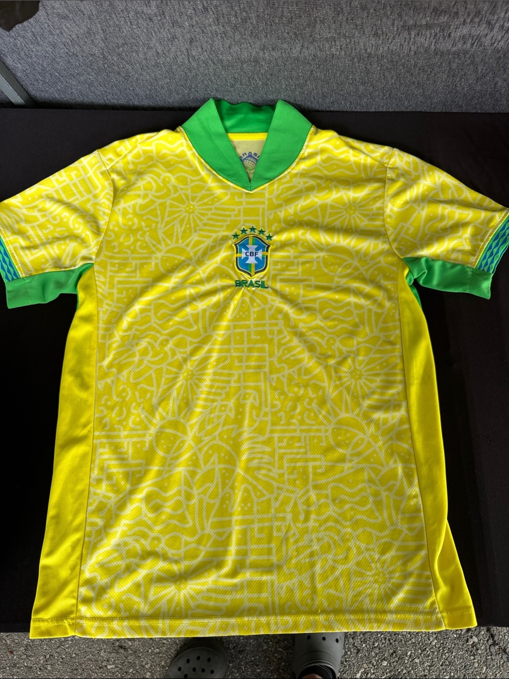 Brazil National Team Soccer Jersey.
Size Large (even though it says XL)